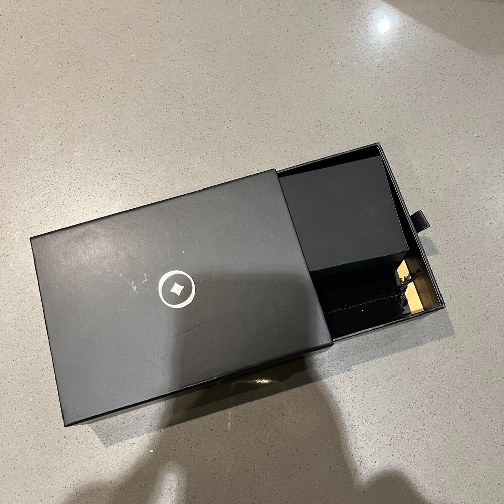 BNWT 14k Solid Yellow Gold Initial J Necklace with Lab Grown Diamond - Picture 11 of 16